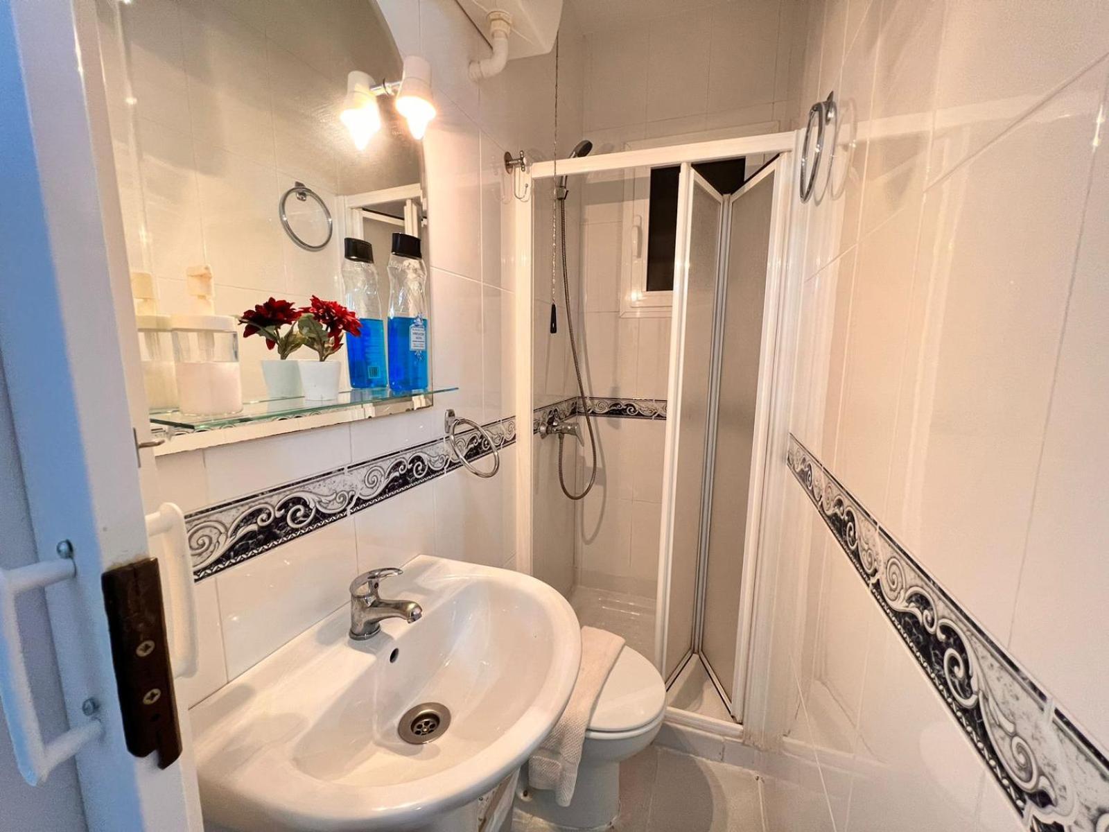 Apartments San Lorenzo Fresh セビリア 部屋 写真